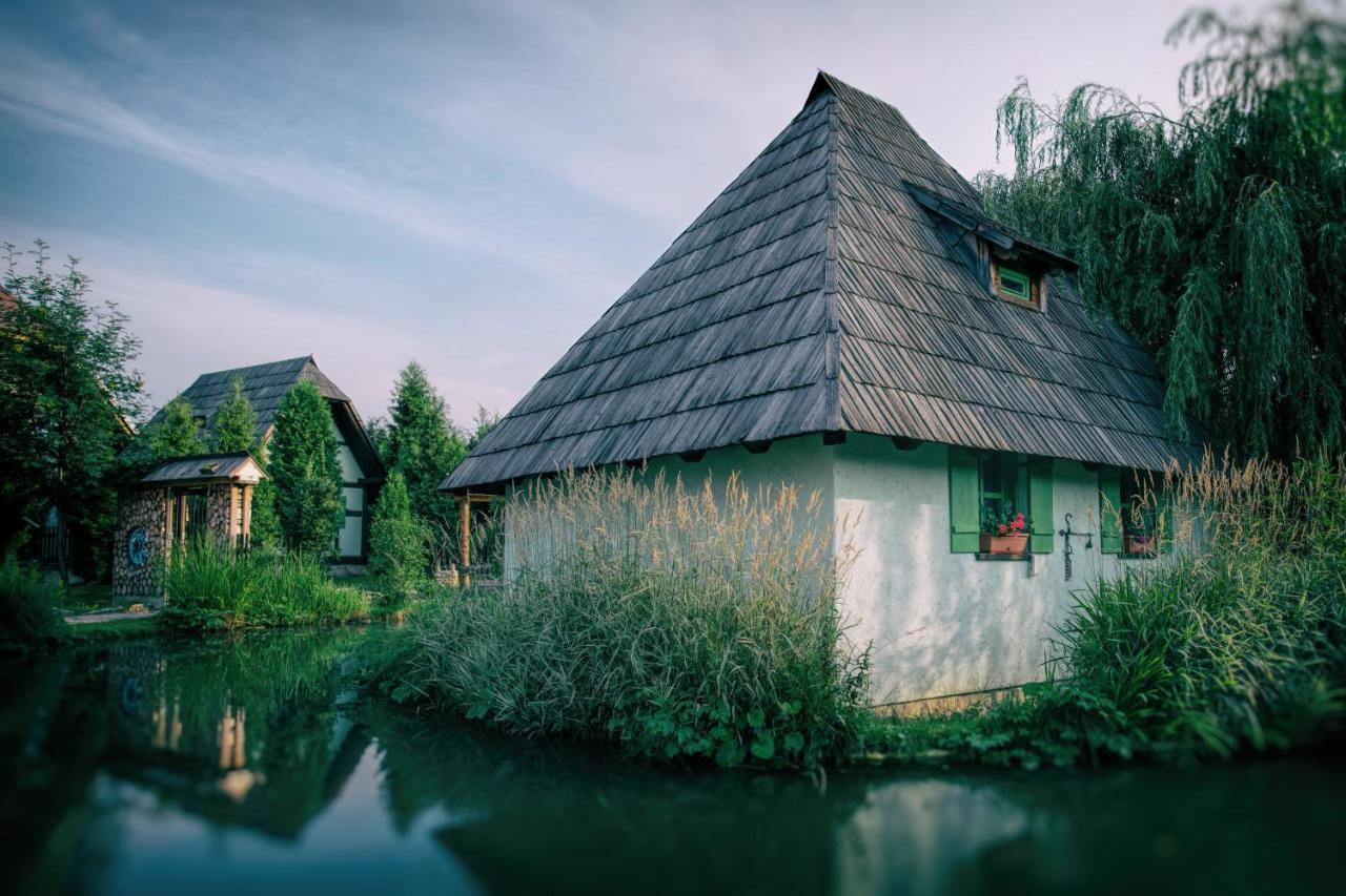 Etno Village Cardaci Vitez Ngoại thất bức ảnh