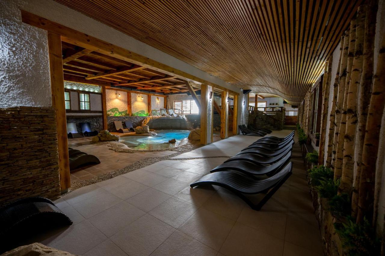 Etno Village Cardaci Vitez Ngoại thất bức ảnh