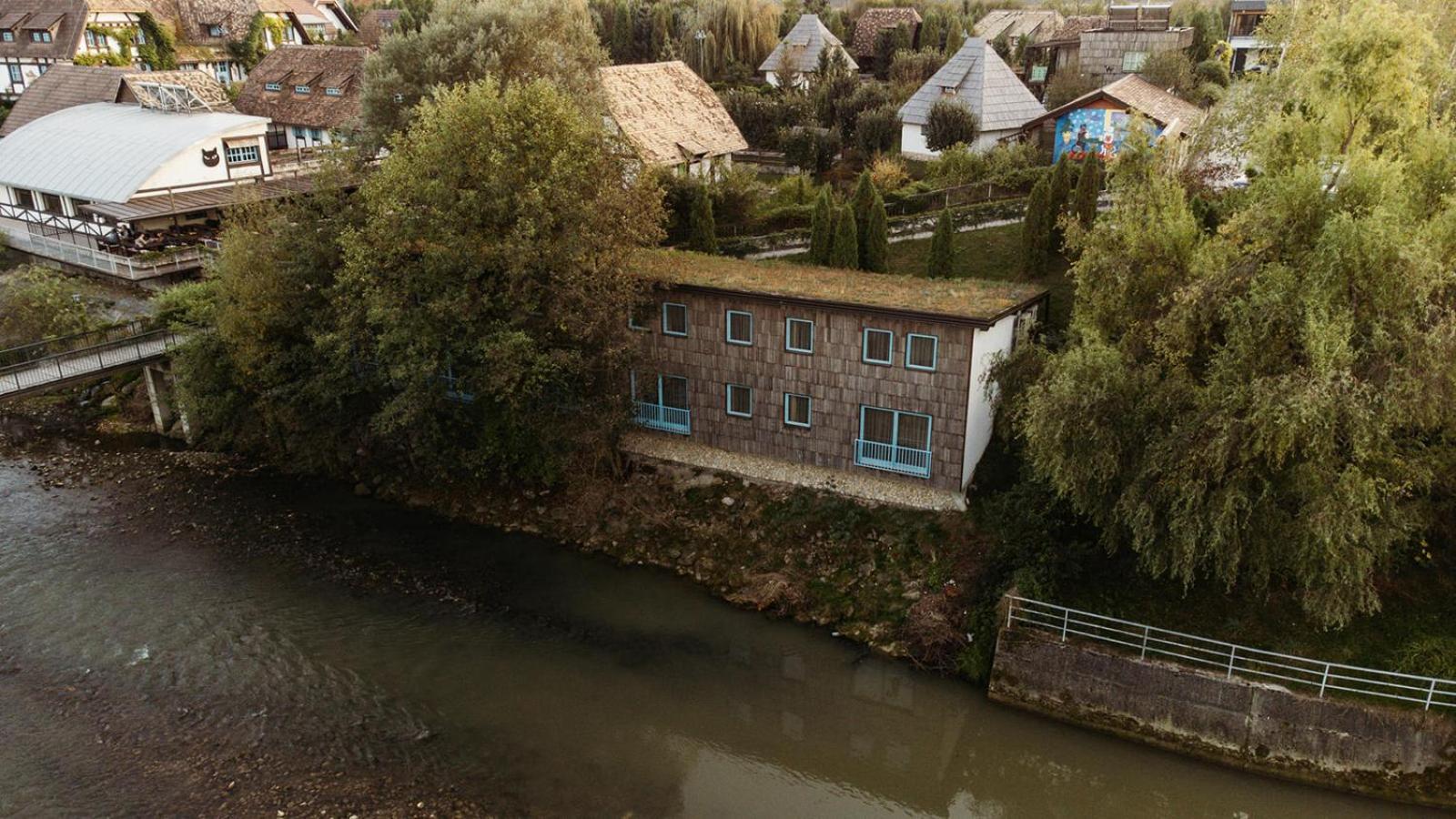 Etno Village Cardaci Vitez Ngoại thất bức ảnh